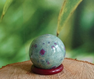 Webwinkel robijn in fuchsiet bol 1